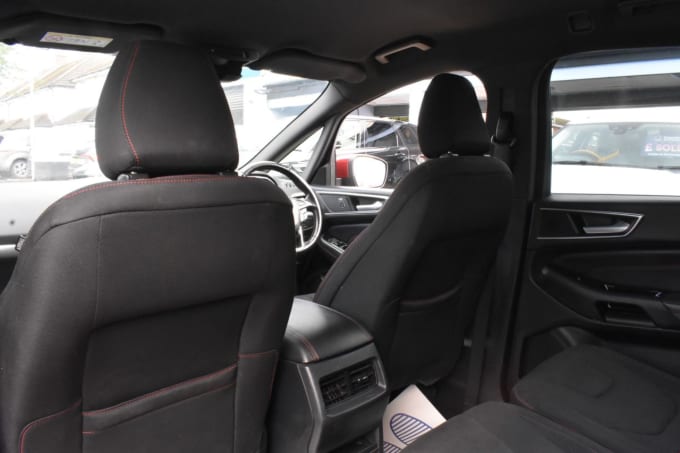 2025 Ford S-max