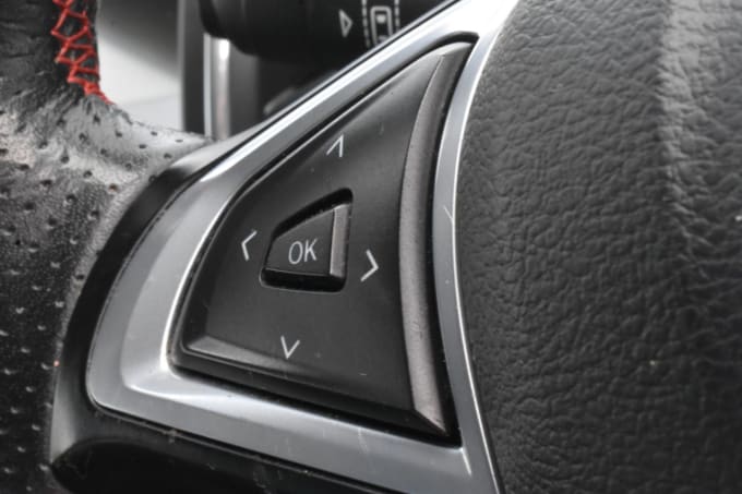 2025 Ford S-max
