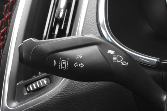 2025 Ford S-max