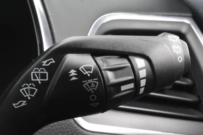 2025 Ford S-max