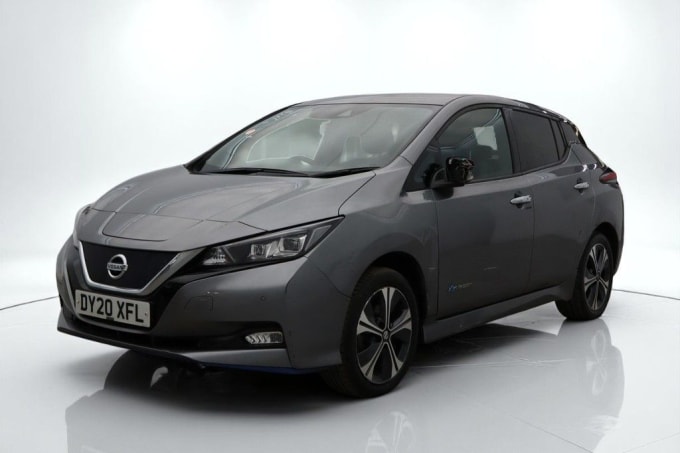 2025 Nissan Leaf