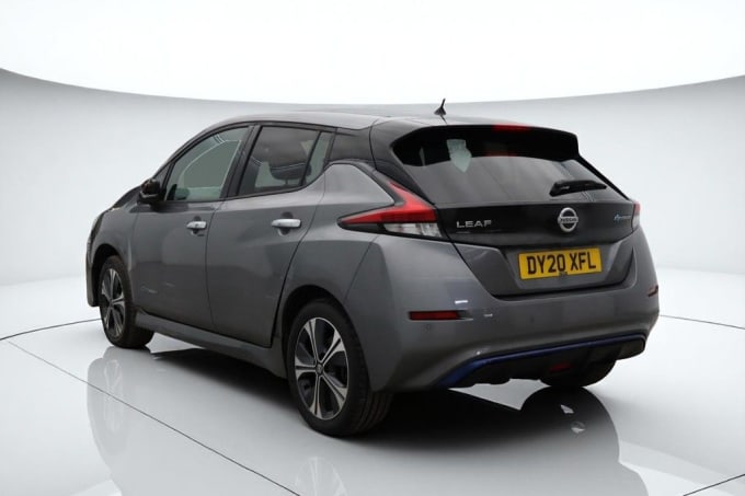 2025 Nissan Leaf