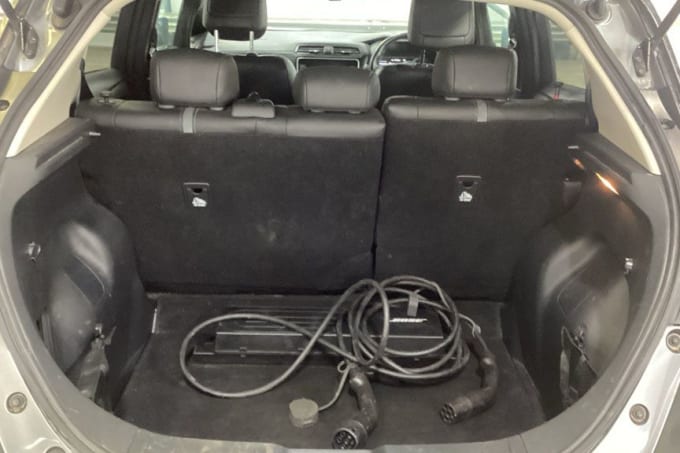 2025 Nissan Leaf
