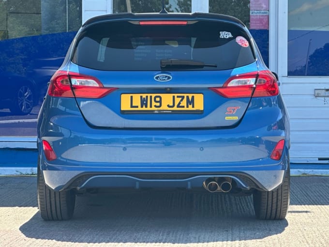 2025 Ford Fiesta