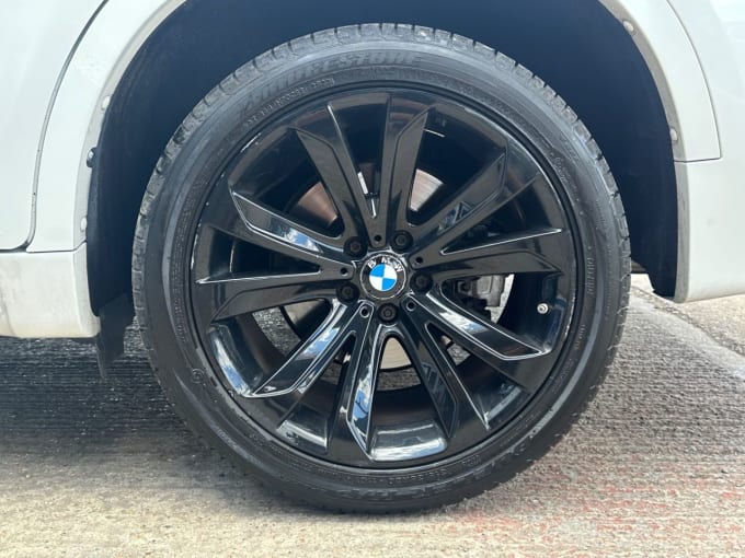 2025 BMW X6