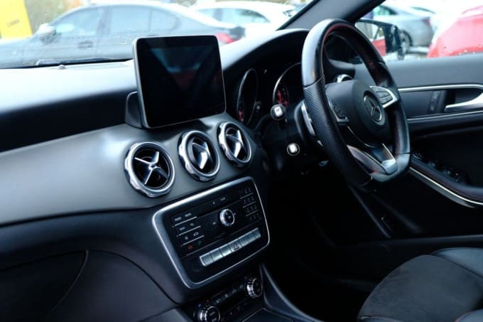 2017 Mercedes Gla-class