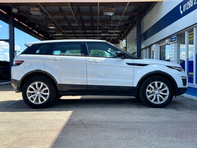 2025 Land Rover Range Rover Evoque