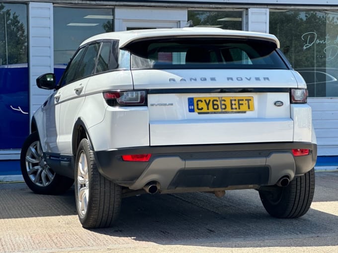 2025 Land Rover Range Rover Evoque