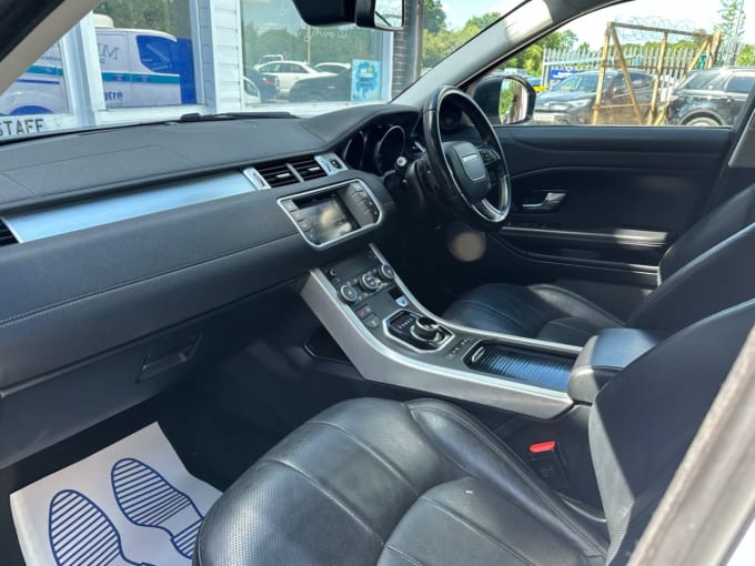 2025 Land Rover Range Rover Evoque