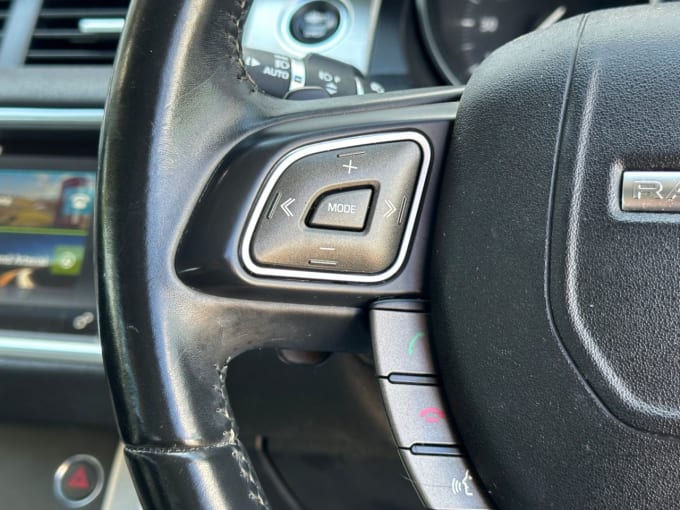 2025 Land Rover Range Rover Evoque