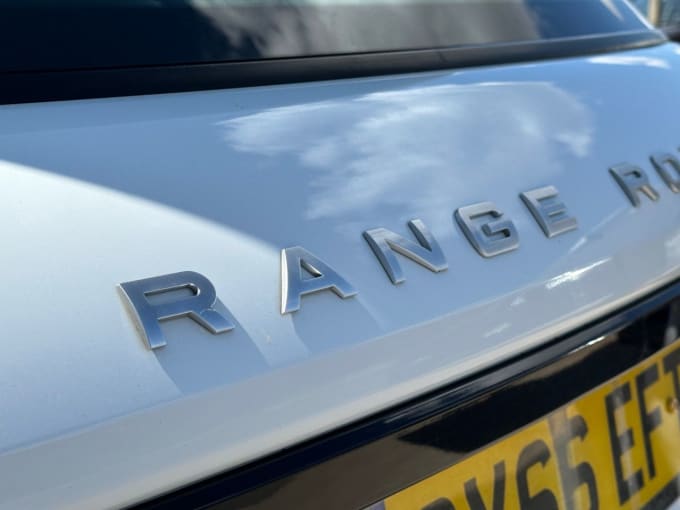 2025 Land Rover Range Rover Evoque