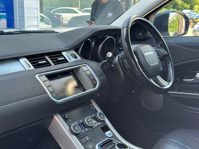 2025 Land Rover Range Rover Evoque
