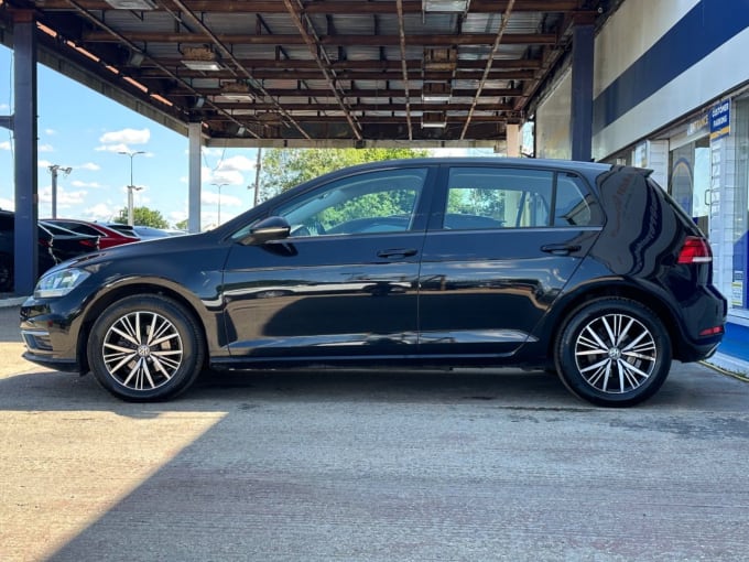 2025 Volkswagen Golf