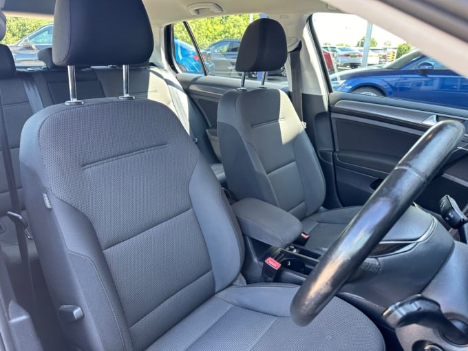 2025 Volkswagen Golf