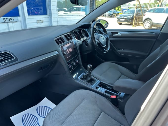 2025 Volkswagen Golf