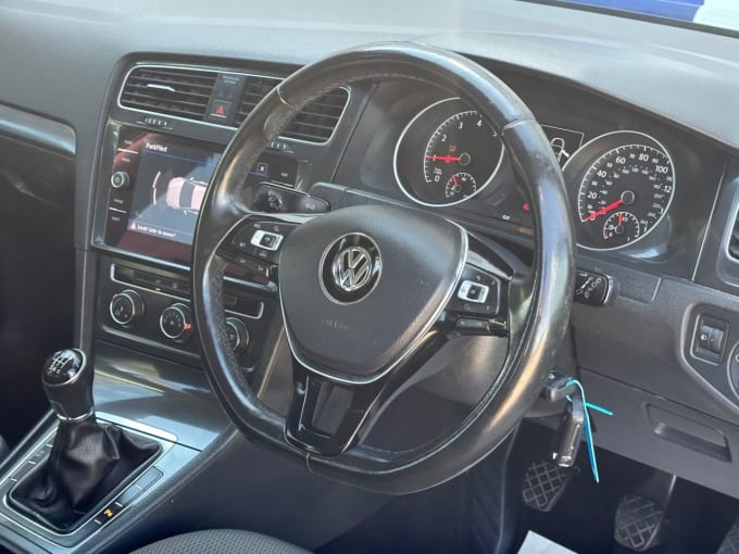 2025 Volkswagen Golf