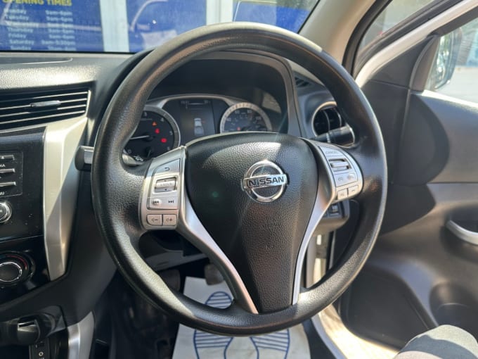 2025 Nissan Navara