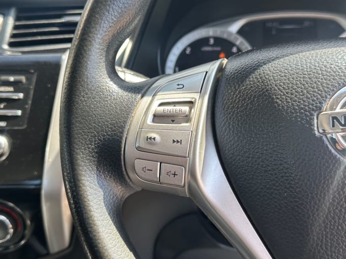 2025 Nissan Navara
