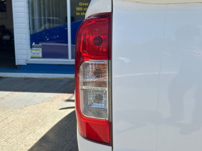 2025 Nissan Navara