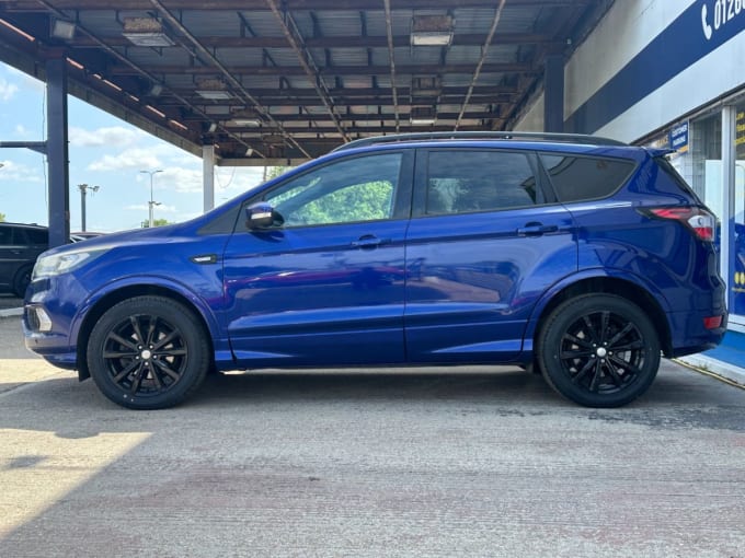 2025 Ford Kuga