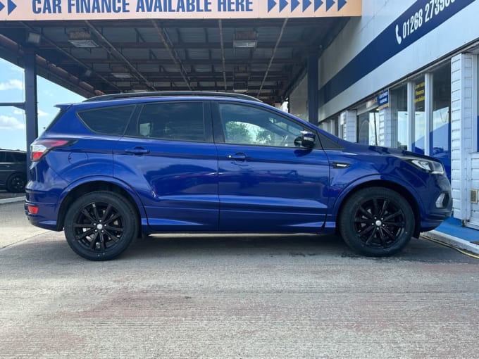 2025 Ford Kuga
