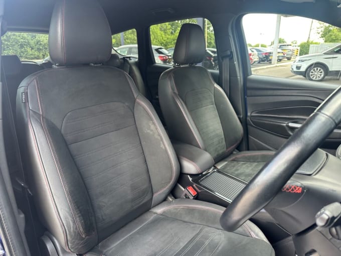 2025 Ford Kuga