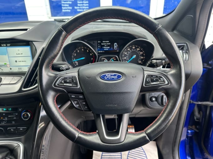 2025 Ford Kuga