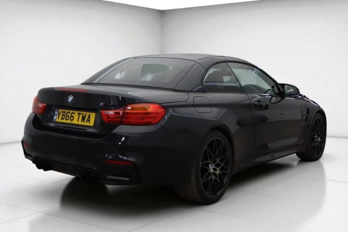 2025 BMW M4