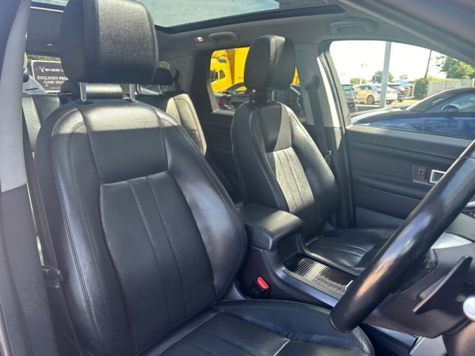 2025 Land Rover Discovery Sport