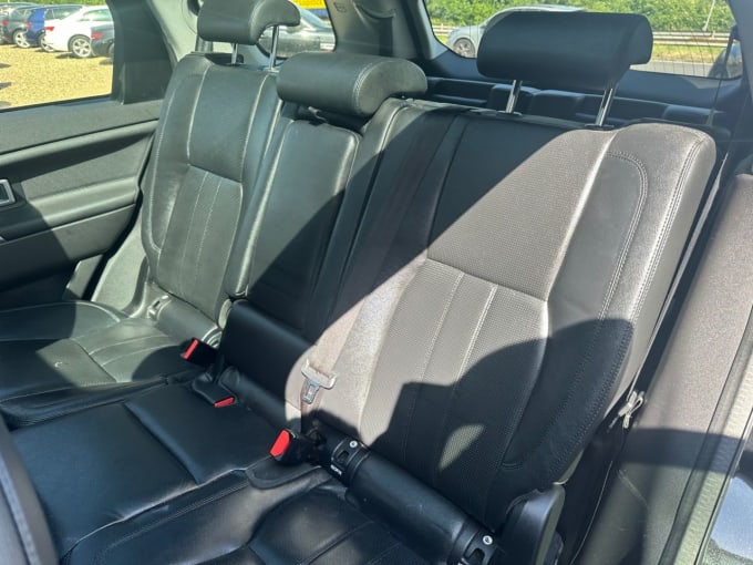 2025 Land Rover Discovery Sport