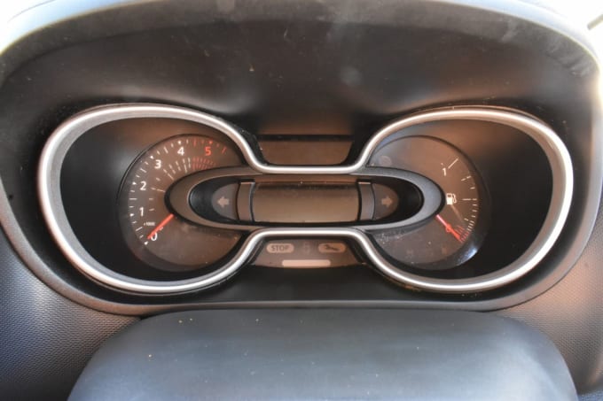 2025 Renault Trafic