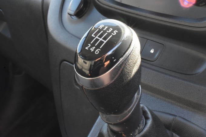 2025 Renault Trafic