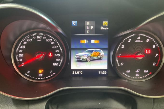 2025 Mercedes-benz C-class