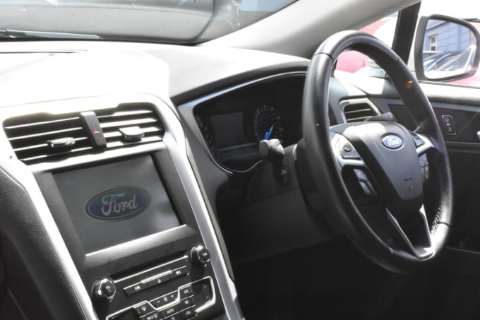 2025 Ford Mondeo
