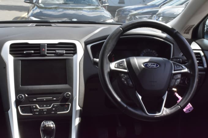 2025 Ford Mondeo
