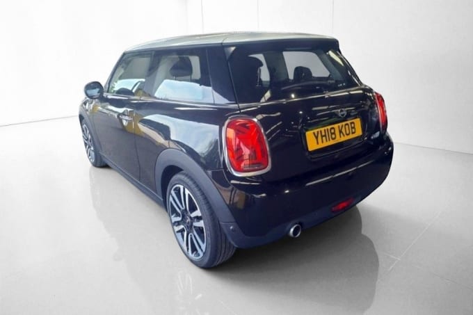 2025 Mini Hatch