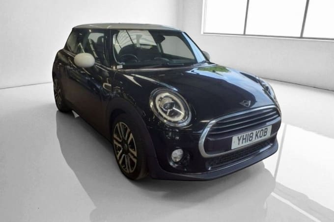 2025 Mini Hatch
