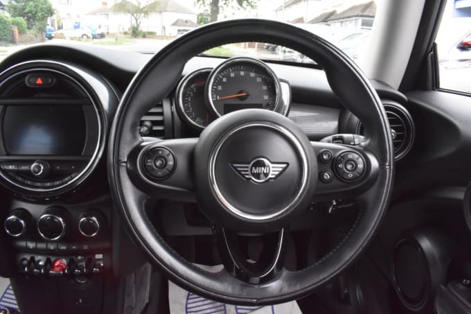 2025 Mini Hatch