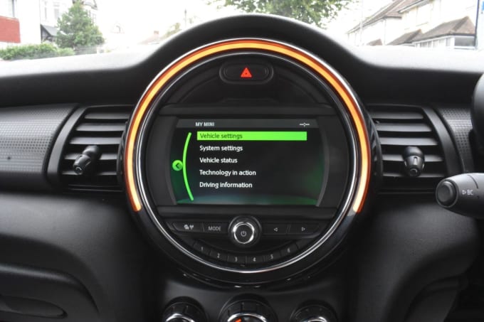 2025 Mini Hatch