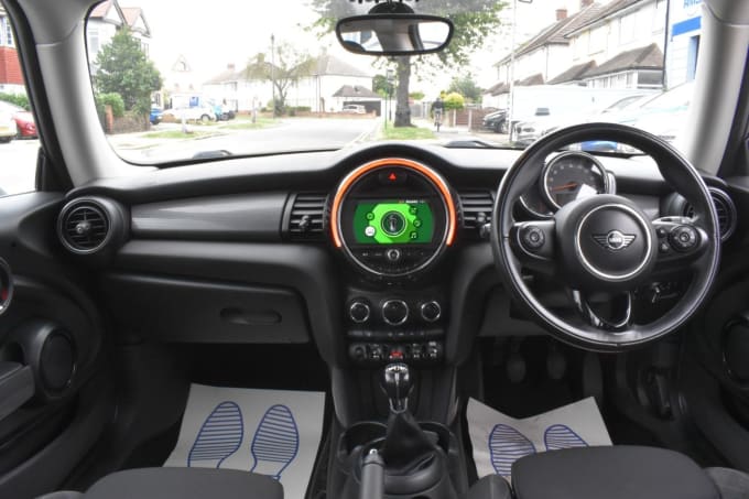 2025 Mini Hatch