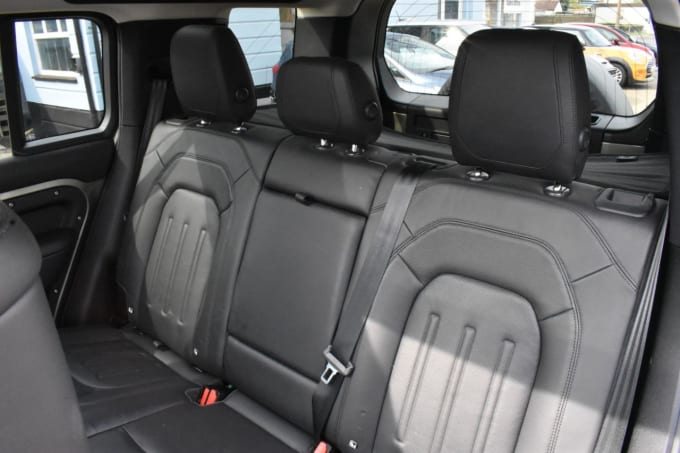 2025 Land Rover Defender