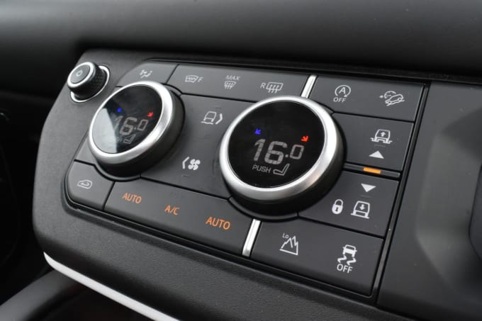 2025 Land Rover Defender