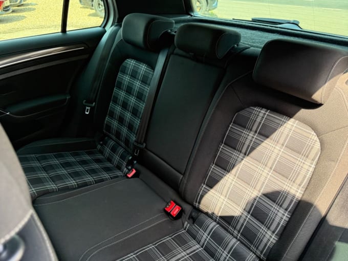 2025 Volkswagen Golf