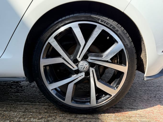 2025 Volkswagen Golf
