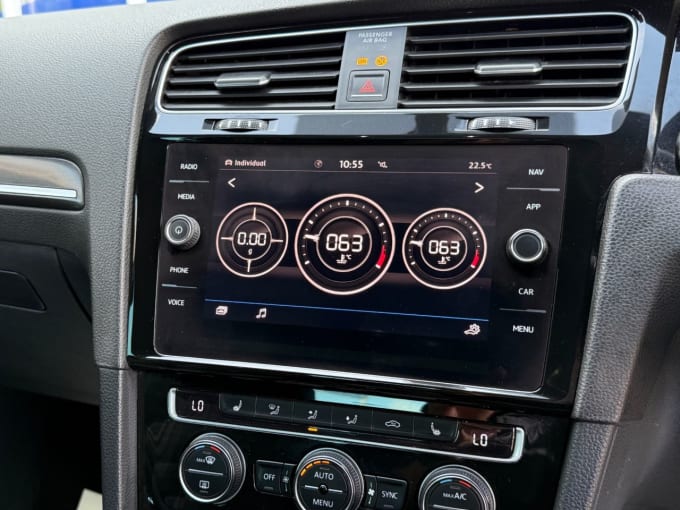 2025 Volkswagen Golf