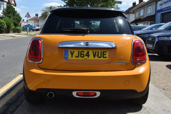 2025 Mini Hatch