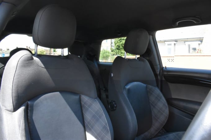 2025 Mini Hatch