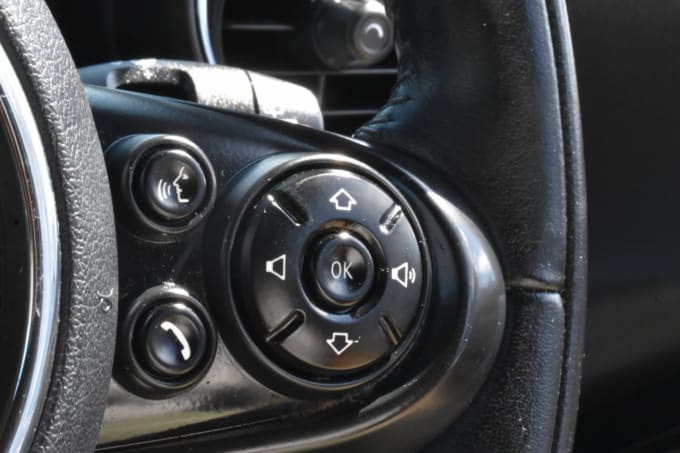 2025 Mini Hatch