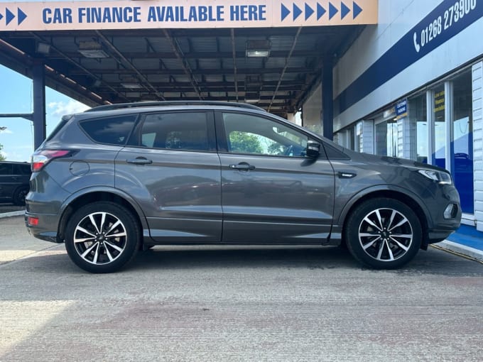 2025 Ford Kuga