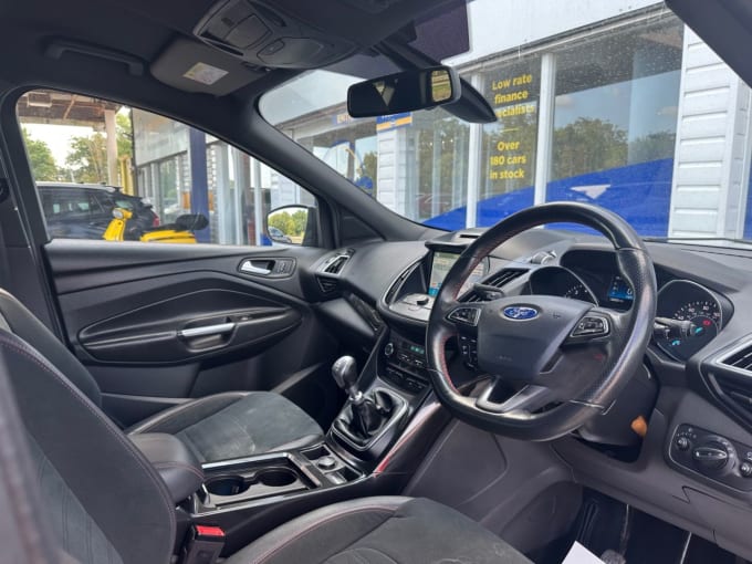 2025 Ford Kuga